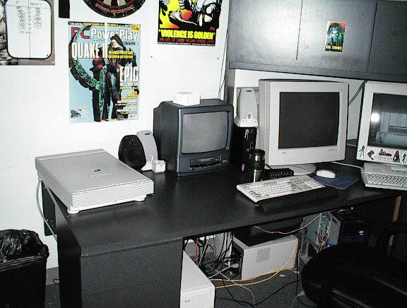 totb_desk2